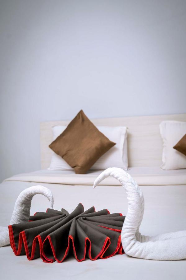 Gs Residency Hotel Guwahati Ngoại thất bức ảnh
