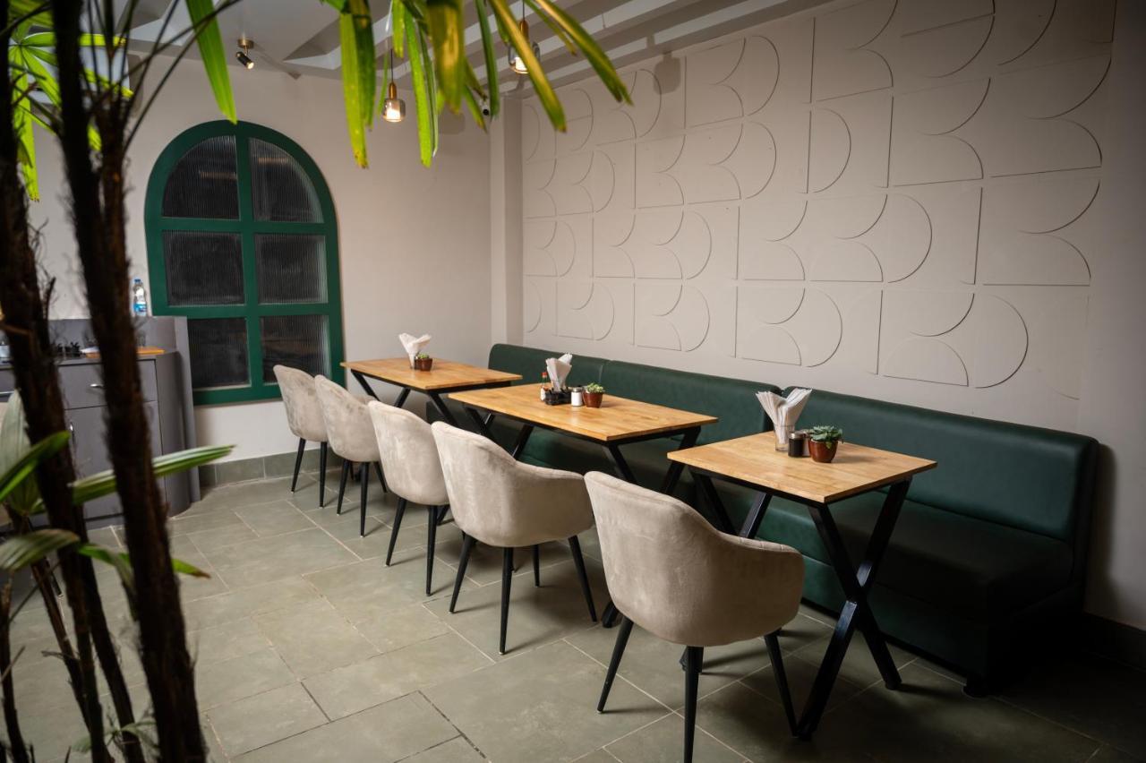 Gs Residency Hotel Guwahati Ngoại thất bức ảnh