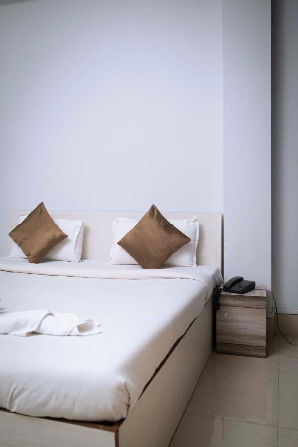 Gs Residency Hotel Guwahati Ngoại thất bức ảnh